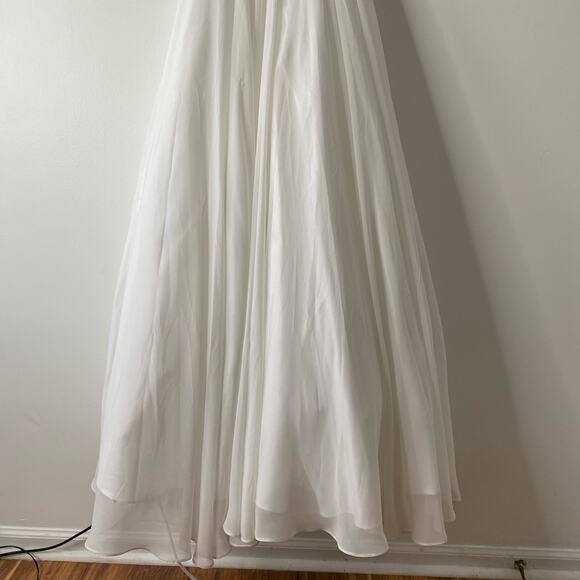 IEENA for MAC DUGGAL White Layered Tulle Chiffon Wedding Ball Gown Size 2 - Picture 11 of 16